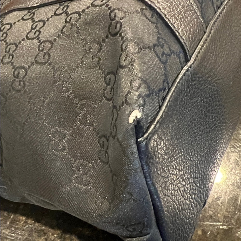 Gucci Black GG Guccissima Monogram Tote Bag - Picture 9 of 17